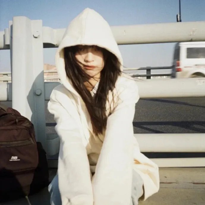 请和这个没用的我谈恋爱